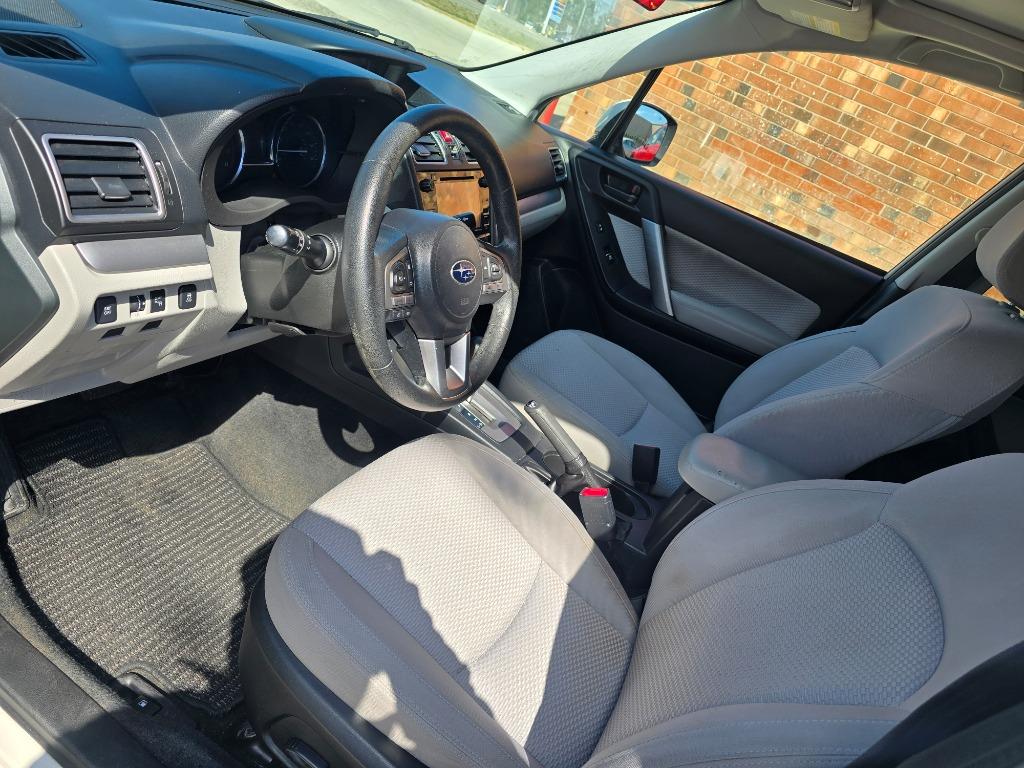 2017 Subaru Forester Premium - Photo 6