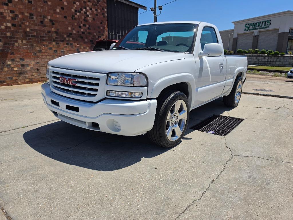 2006 GMC Sierra's photo